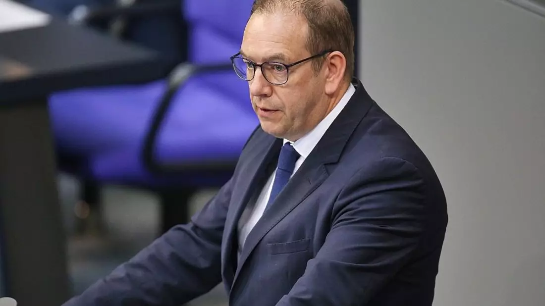 Wehrbeauftragter fordert Schutz für Minenjagdboot Fulda