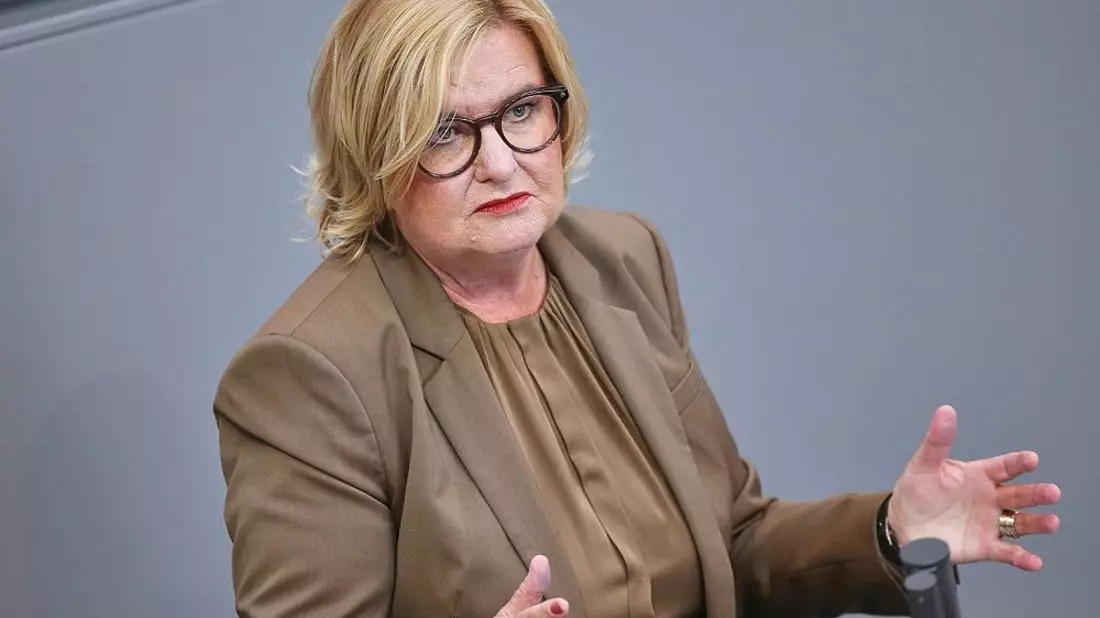Bremer Innensenatorin fordert mehr zivile Verteidigung
