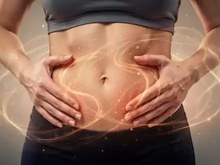 Nahaufnahme des Unterbauchs einer Frau mit subtilen Lichteffekten, die Heilung und Entzündung symbolisieren. - Foto: über boerse-global.de