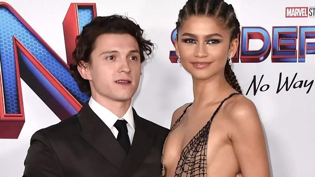 Jetzt auch Ehepaar: die Schauspieler Tom Holland und Zendaya - Bild: Jordan Strauss/AP/dpa