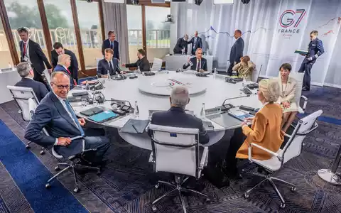 Die Staats- und Regierungschefs der G7 haben sich auf eine gemeinsame Erklärung zu geopolitischen Fragen geeinigt. - Foto: Michael Kappeler/dpa-Pool/dpa