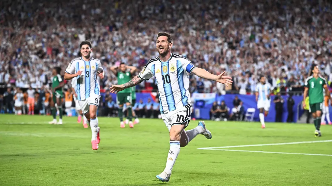 Lionel Messi traf doppelt gegen Algerien. - Bild: Tom Weller/dpa