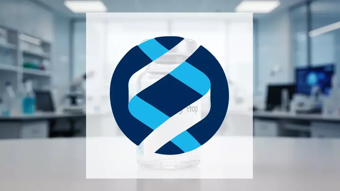 Outlook Therapeutics Eyes July 29 FDA Verdict on Eye Drug Lytenava Amid Insider Buying and Short Sel