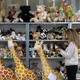 Bei Steiff begann alles mit einem kleinen Stoffelefanten. (Archivbild) - Bild: Marijan Murat/dpa