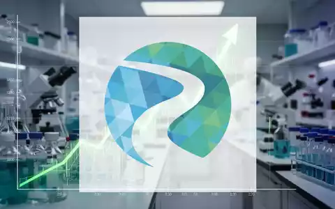 Eine stilisierte, aufwärts gerichtete Börsenkurve mit leuchtendem Höhepunkt über einem verschwommenen Pharmaforschungslabor. - Foto: über boerse-global.de