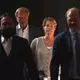 Christina Block auf dem Weg ins Gericht. - Bild: Marcus Brandt/dpa