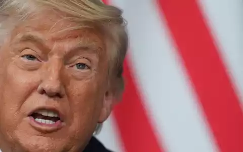 Die Erwartungen an US-Präsidenten waren beim G7-Gipfel eher gering. Aber Donald Trump bracht sich konstruktiv ein.  - Foto: Julia Demaree Nikhinson/AP/dpa