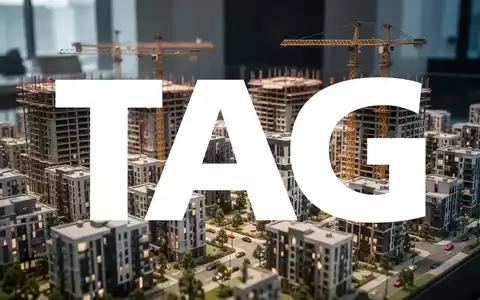 Ein Modell einer modernen Stadt mit vielen Wohngebäuden im Bau und Kränen, das einen Mangel an Wohneinheiten symbolisiert. - Foto: über boerse-global.de