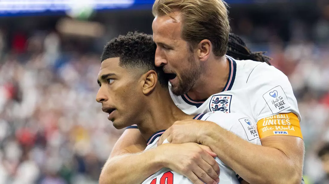 Sorgten für Highlights: Harry Kane (r.) und Jude Bellingham. - Bild: Daniel Mcgregor-Huyer/ZUMA Press Wire/dpa