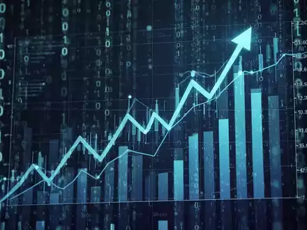 Eine stilisierte Darstellung eines steigenden Börsenkurses auf einem digitalen Interface mit abstrakten Datenströmen im Hintergrund. - Foto: über boerse-global.de