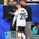 Der Trainer und sein Edeljoker: Letzte Anweisungen von Julian Nagelsmann an Deniz Undav beim ersten WM-Spiel. (Archivbild) - Bild: Tom Weller/dpa