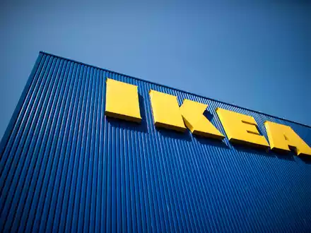 Verdi nimmt diesmal den Händler Ikea ins Zentrum des Warnstreiks. (Archivbild) - Foto: Federico Gambarini/dpa