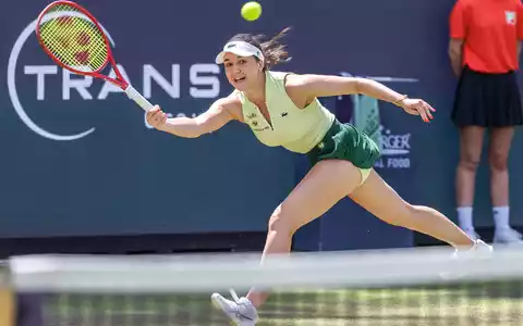 Eva Lys hat das Viertelfinale in Berlin deutlich verpasst. - Foto: Andreas Gora/dpa