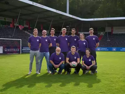 SWR Serie Bolzen um einen Fußballer im Karrieretief / Dreharbeiten zur Comedyserie im Kreisliga-Universum in der Region Stuttgart - Foto: presseportal.de