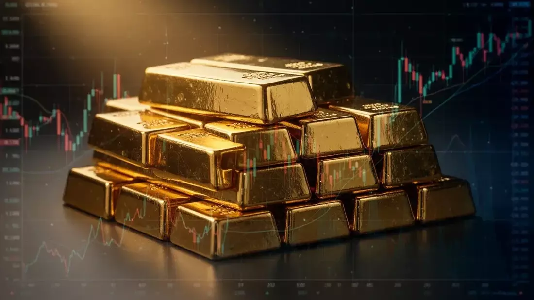 Gold Under Pressure: Fed Hawkishness and Iran Thaw Weigh on Rally