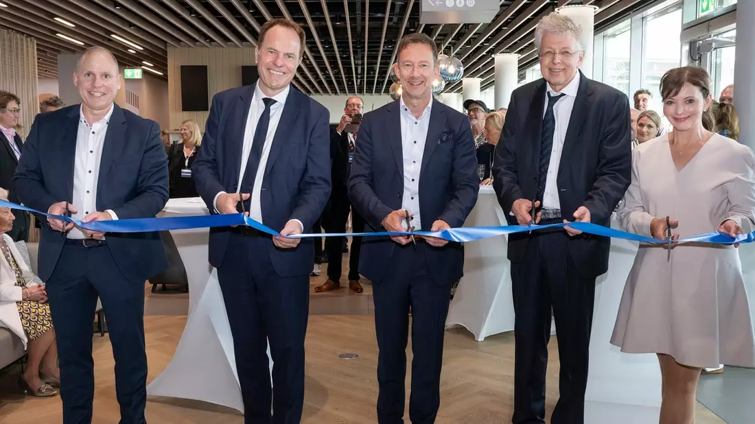 Auftragsverlängerung am Flughafen Düsseldorf / Klüh Catering baut Engagement in den DUS Airport Lounges aus - Bild: presseportal.de