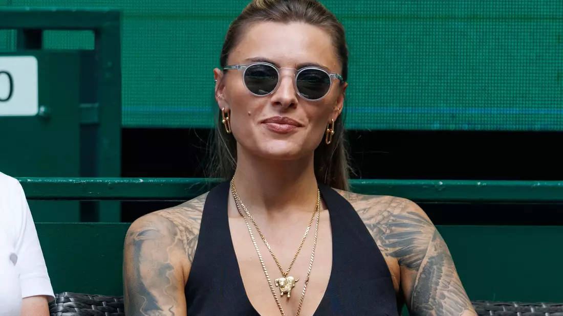 Unterstützte ihren Freund Alexander Zverev in Halle: Sophia Thomalla.  - Bild: Friso Gentsch/dpa