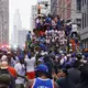 Konfetti-Paraden haben in New York eine lange Tradition.  - Bild: Ryan Murphy/FR172324 AP/dpa