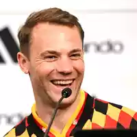 Manuel Neuer sieht in den USA die Chance auf seinen zweiten WM-Titel.  - Foto: Federico Gambarini/dpa