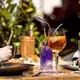 Restaurants und Cafés bekommen die Sparsamkeit auch stark zu spüren. - Bild: Frank Hammerschmidt/dpa