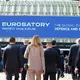 Fünf Tage lang strömten die Besucherinnen und Besucher scharenweise in die Messehallten der Eurosatory. 2028 soll die französische Rüstungsmesse erneut stattfinden. - Bild: Wolf von Dewitz/dpa
