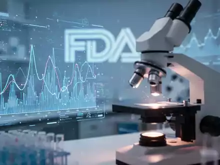 Ein stilisiertes pharmazeutisches Forschungslabor mit Datenvisualisierungen und einem Mikroskop, das Innovation symbolisiert. - Foto: über boerse-global.de