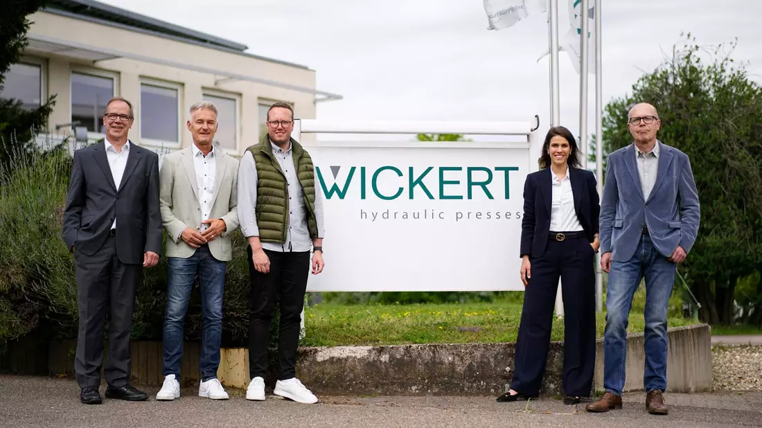 Wickert Maschinenbau GmbH, die Stadt Landau und die IHK für die Pfalz fordern gemeinsam eine engere Zusammenarbeit von Politik und Wirtschaft zur Stärkung des Mittelstands in Deutschland - Bild: presseportal.de