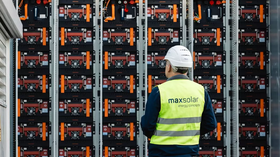 Flexibilität trifft Wirtschaftlichkeit: Entrix übernimmt die Vermarktung des netzdienlichen Batteriespeichers von MaxSolar in Ansbach - Bild: presseportal.de