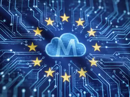 Stylized blue circuit board with an EU flag overlay, hinting at digital regulation and cloud computing oversight. - Foto: über boerse-global.de