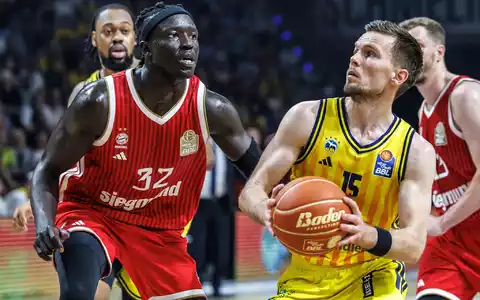 Einen heißen Kampf lieferten sich Alba Berlin und Bayern München. - Foto: Andreas Gora/dpa