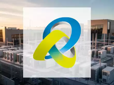 Ein riesiger, moderner Energiespeicher in Malmö, Schweden, mit industrieller Architektur und fortschrittlichen Batterieanlagen. - Foto: über boerse-global.de