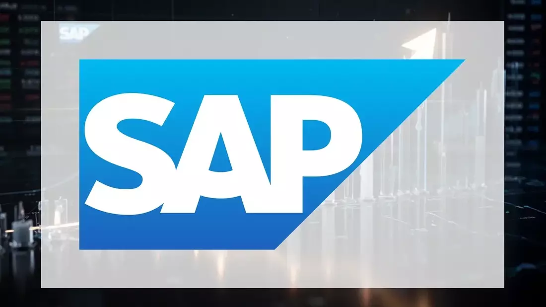 SAP Stock Plunges Near 52-Week Low Despite Analyst Buy Ratings and Solid Earnings