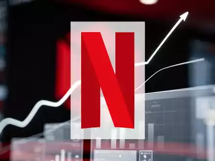 Abstrakte Darstellung einer Netflix-Aktie mit einem aufsteigenden Kursdiagramm und einem stilisierten roten 'N' im Hintergrund. - Foto: über boerse-global.de