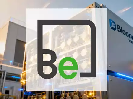 Nahaufnahme eines Bloom Energy Brennstoffzellenstapels, der technologischen Fortschritt und saubere Energie darstellt. - Foto: über boerse-global.de