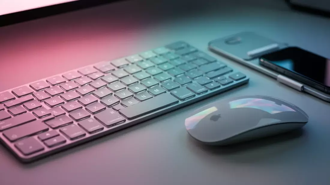 Apple im Juni 2026: Touch-Macs, dünnster MagSafe-Griff und M6-Chip