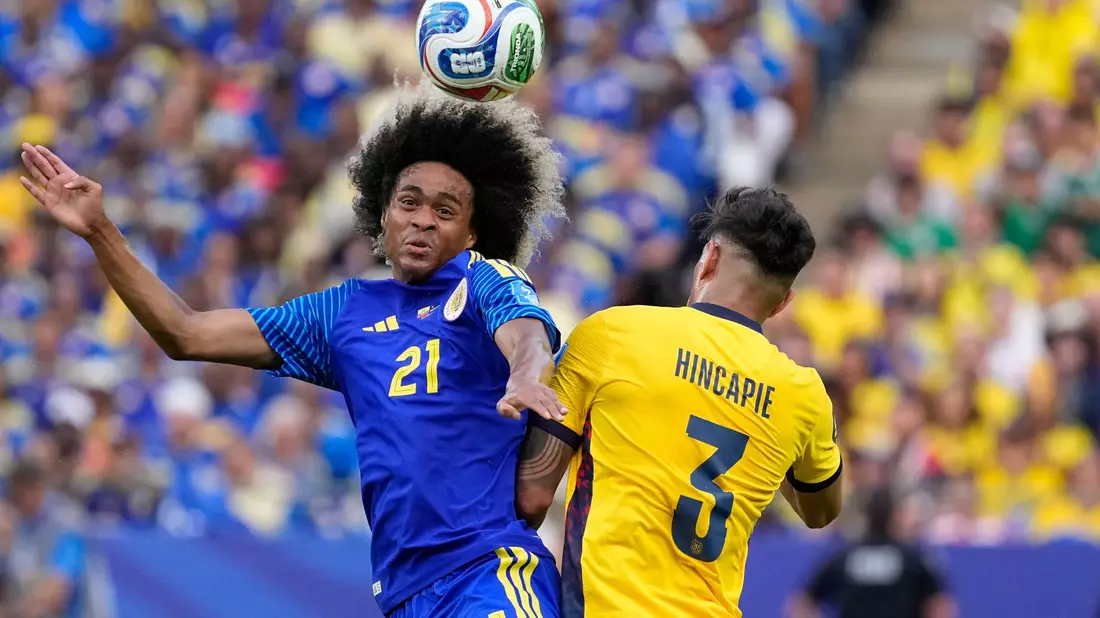 Der frühere Bremer Tahith Chong wehrte sich mit Curaçao tapfer.  - Bild: Charlie Riedel/AP/dpa