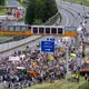 Ende Mai war mitten wegen einer Demo die Brenner-Autobahn von morgens bis abends gesperrt. (Archivfoto)   - Bild: Peter Kneffel/dpa