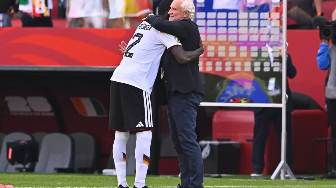 Antonio Rüdiger kann für die DFB-Elf plötzlich ganz wichtig sein. Das weiß auch Rudi Völler.  - Bild: Tom Weller/dpa