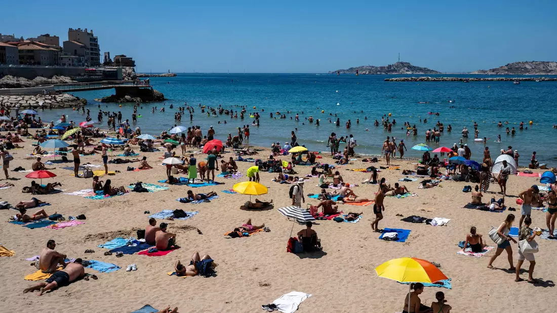 Die Temperaturen in Frankreich sollen laut dem französischen Wetterdienst in den kommenden Tagen noch steigen.  - Bild: Miguel Medina/AFP/dpa