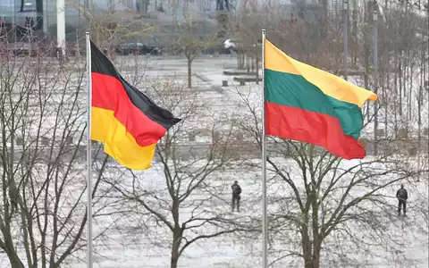 Fahnen von Deutschland und Litauen (Archiv) - Foto: via dts Nachrichtenagentur