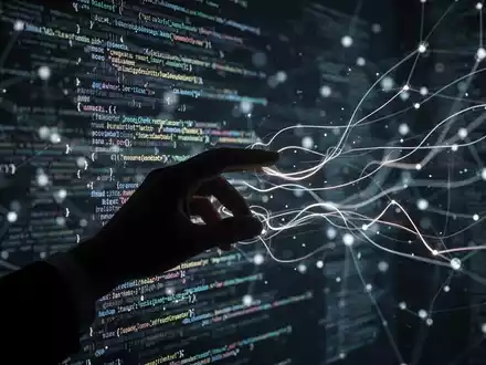 A shadowy hand interacts with a glowing digital interface, representing AI-powered fraud and emotional manipulation. - Foto: über boerse-global.de