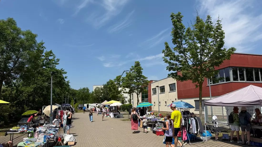 FW Weinheim: Feuerwehr zum Anfassen und Ehrenamt mit Herz - 112 Eindrücke beim Tag der offenen Tür im Feuerwehrzentrum Weinheim - Bild: presseportal.de