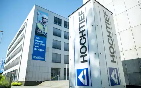 Ab Montag ist der Essener Baukonzern Hochtief im Aktien-Leitindex Dax, in dem die 40 größten börsennotierten Unternehmen Deutschlands vertreten sind. - Foto: Fabian Strauch/dpa