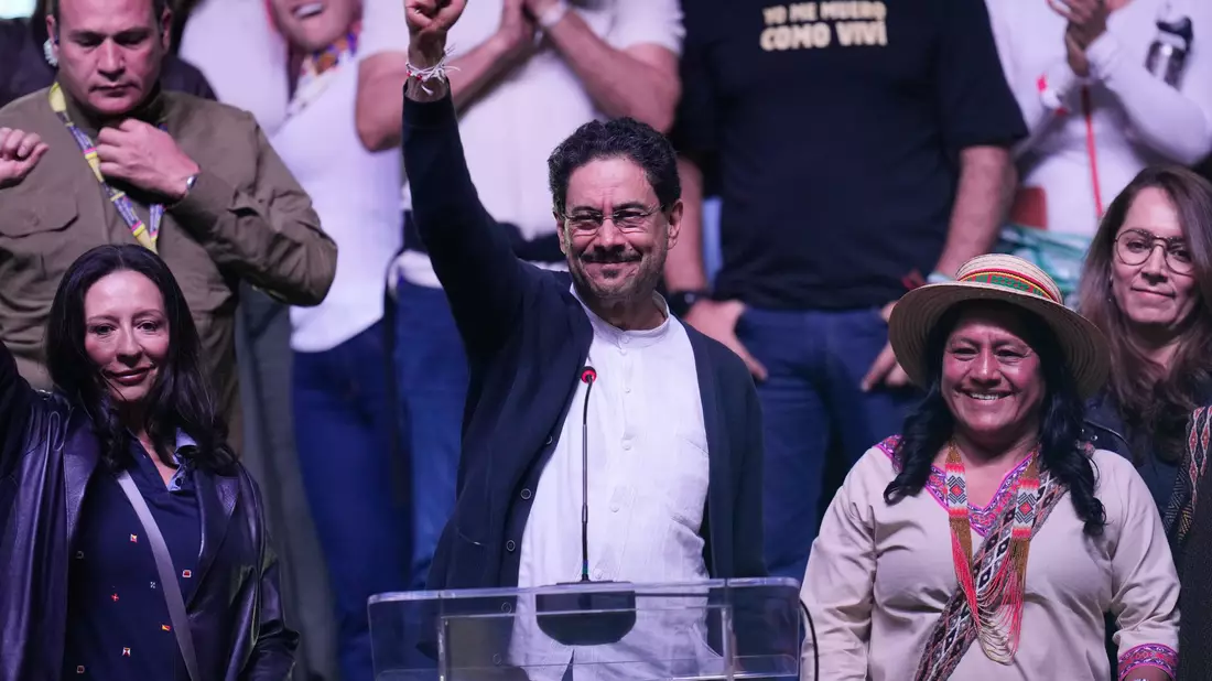 Ivan Cepeda vom linken Bündnis Pacto Histórico war der Wunschkandidat von Amtsinhaber Petro. - Bild: Fernando Vergara/AP/dpa