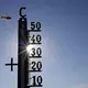 Die Temperaturen können bei bis zu 39 Grad liegen.  - Bild: Thomas Warnack/dpa