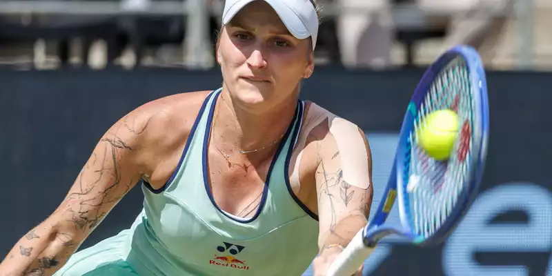 Marketa Vondrousova wurde für einen verpassten Dopingtest für vier Jahre gesperrt. (Archivbild) - Foto: Andreas Gora/dpa