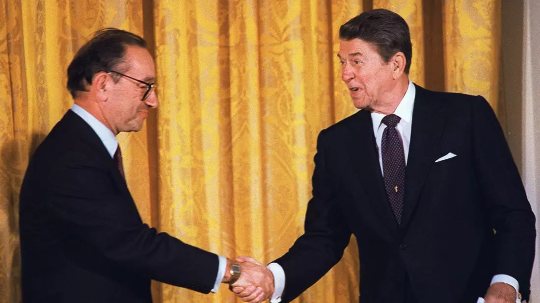 Greenspan prägte die Notenbank. (Archivbild) - Bild: BARRY THUMMA/AP/dpa