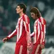 Die ehemaligen Bayern-Spieler Mario Gomez (l) und Martín Demichelis werden sich wohl bald im RB-Kosmos wiedersehen. (Archivbild) - Bild: picture alliance / dpa