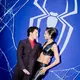 Tom Holland und Zendaya zeigten sich vor Tausenden Fans in Berlin. - Bild: Christoph Soeder/dpa
