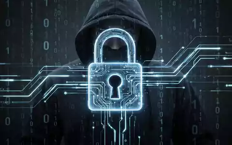 Abstrakte Darstellung von Cybersicherheit mit digitalem Schloss, Binärcode und einem bedrohlichen Hacker im Hintergrund. - Foto: über boerse-global.de